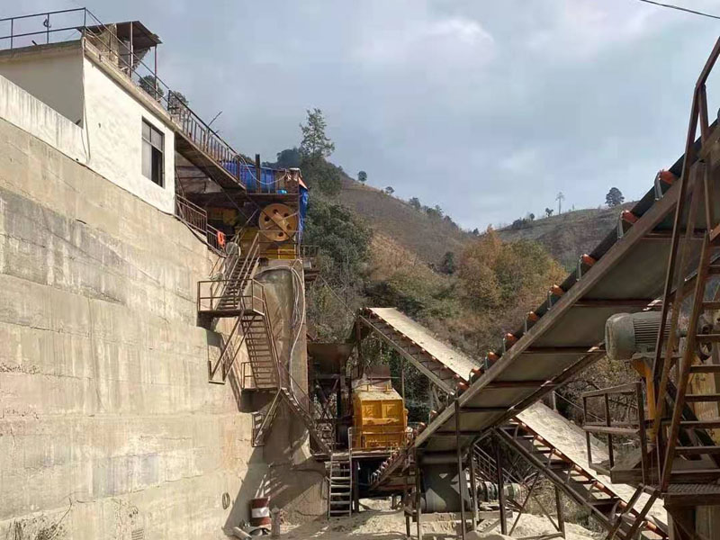 玄武巖破碎制砂用歐版反擊式破碎機生產線生產流程 玄武巖破碎制砂用歐版反擊式破碎機生產線生產流程